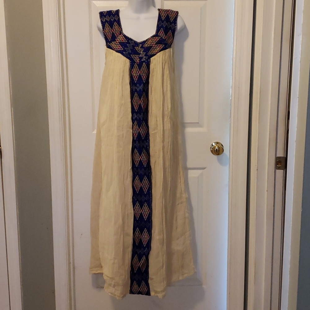 Sleeveless Dress Long with shawl